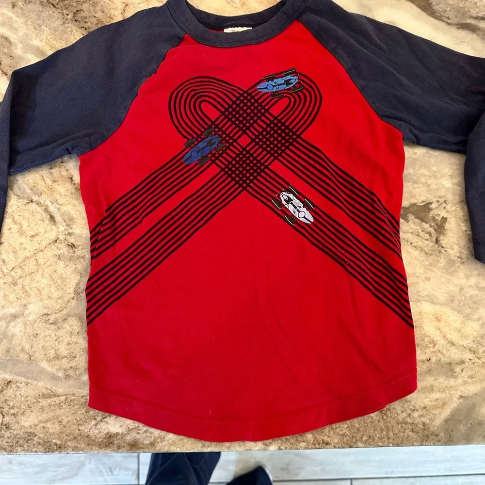 Hanna Anderson racecar shirt 3/4 sleeve
